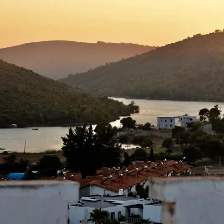 Δωμάτια σε οικογενειακή κατοικία Natural *